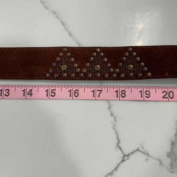 Shyanne New With Tags Brown Leather Belt with Bling Embellishments. Size M/L - Picture 8 of 10